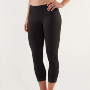 Lululemon Ebb and Flow Crop II in Deep Coal